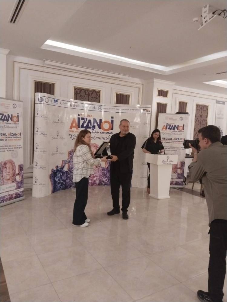 II: Ulusal Aizonai Çini ve Seramik Tasarım Yarışması Sonuçlandı